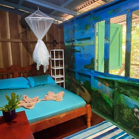 Hidden Jungle Beach House Puerto Viejo de Talamanca Bagian luar foto