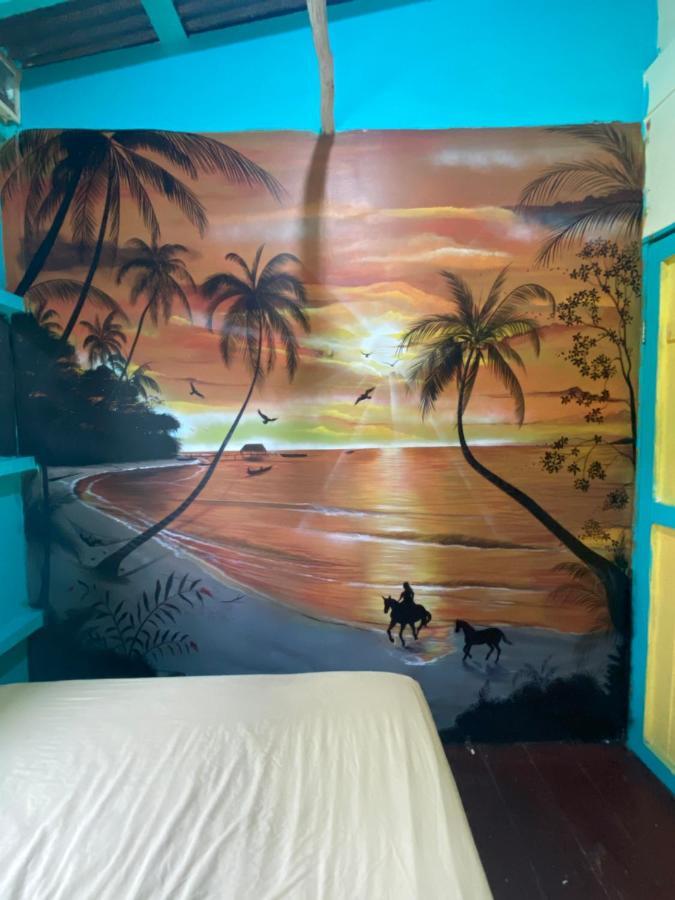 Hidden Jungle Beach House Puerto Viejo de Talamanca Bagian luar foto
